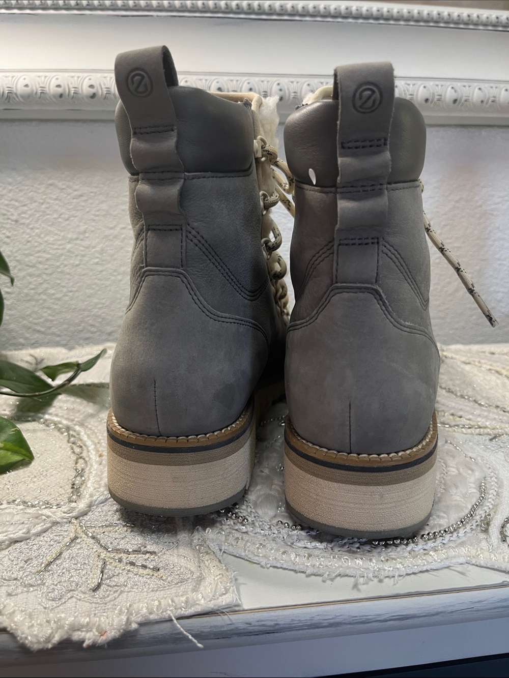 EUC Cole Haan Women's Zerogrand Lodge Waterproof Hiker Booties - Picture 4 of 15